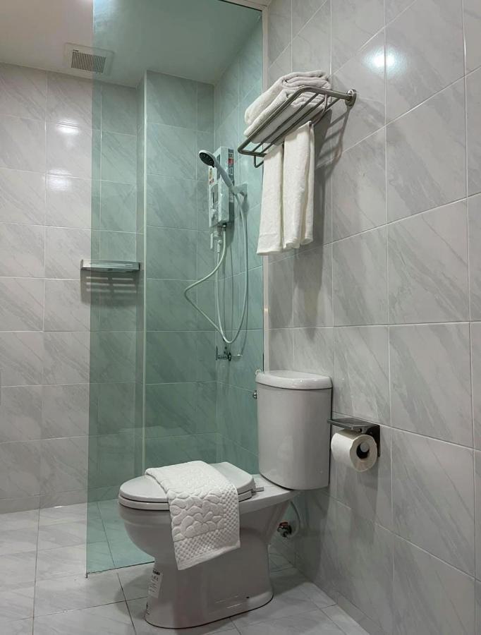 אוטאי תאני Tj Boutique Hotel מראה חיצוני תמונה